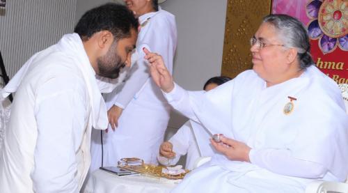 एम एल ए, क़रोल बाग, भ्राता विशेष रवि जी